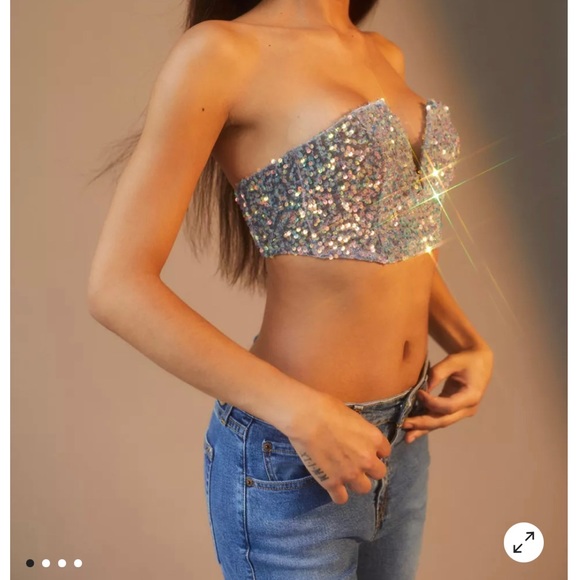 OUT FROM UNDER BUSTIER - Picture 4 of 8